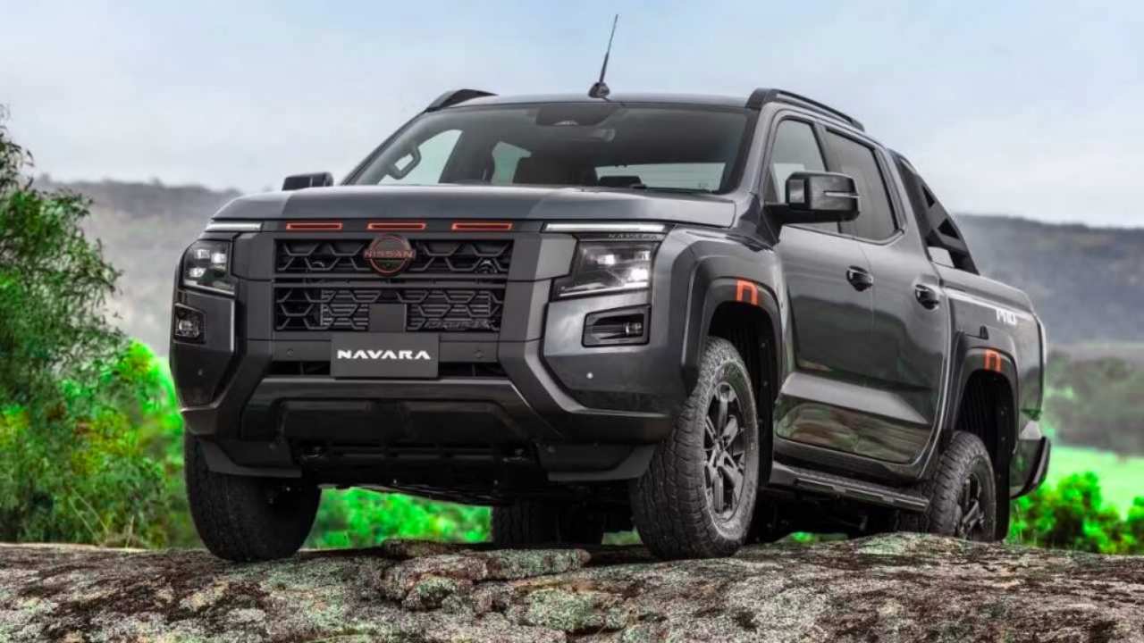 Toyota Hilux vs Triton vs Navara 2026: guía definitiva de potencia, diseño robusto y durabilidad extrema